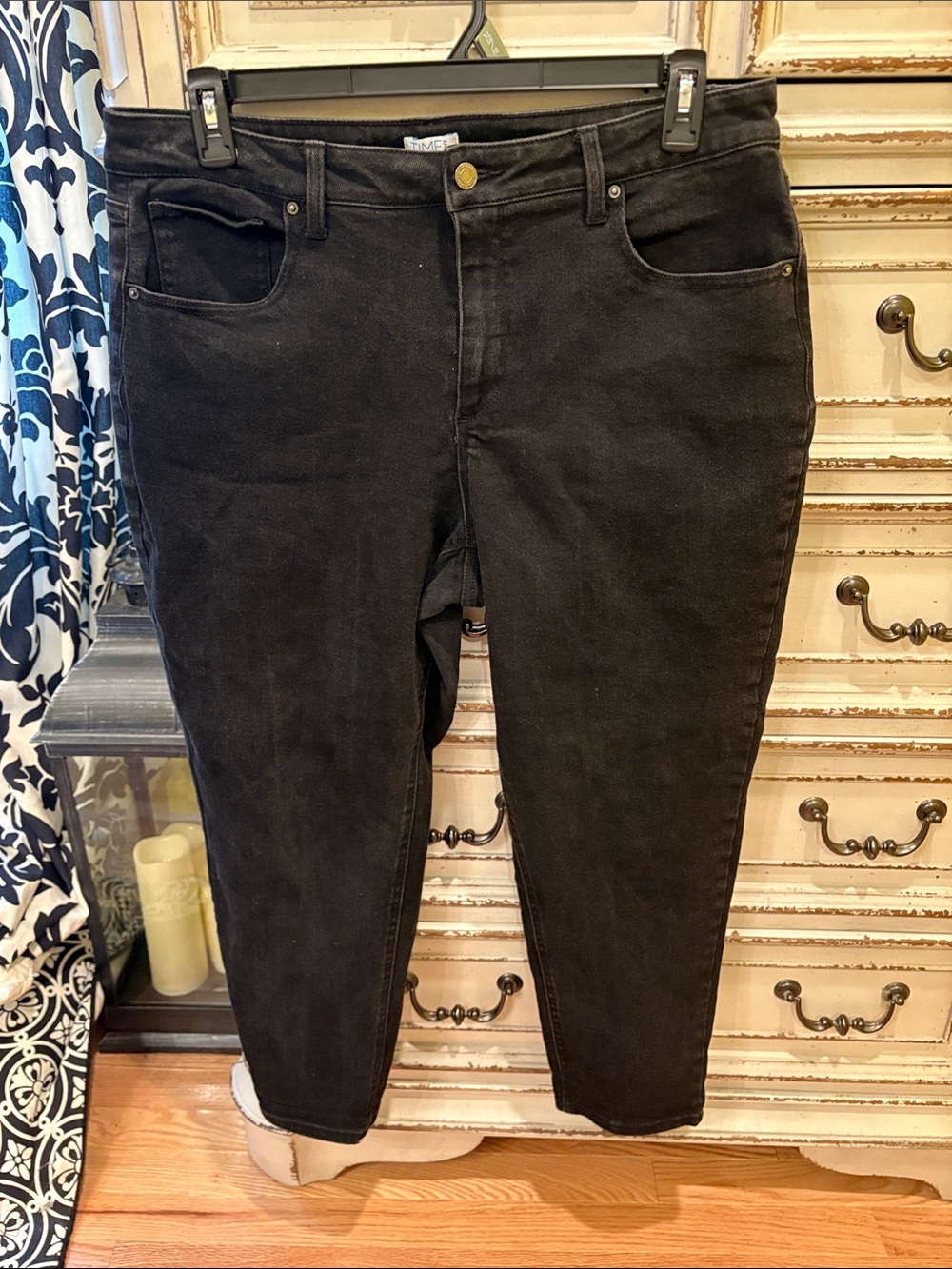 Time and Tru Black Skinny Jeans